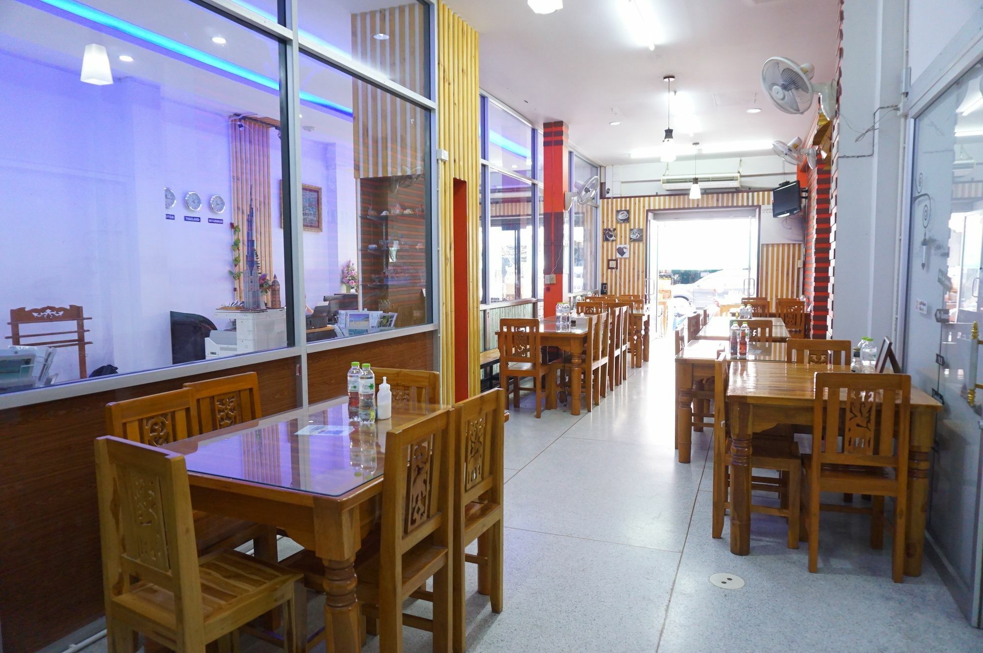 Ranong Boutique Hotel And Mall Bagian luar foto