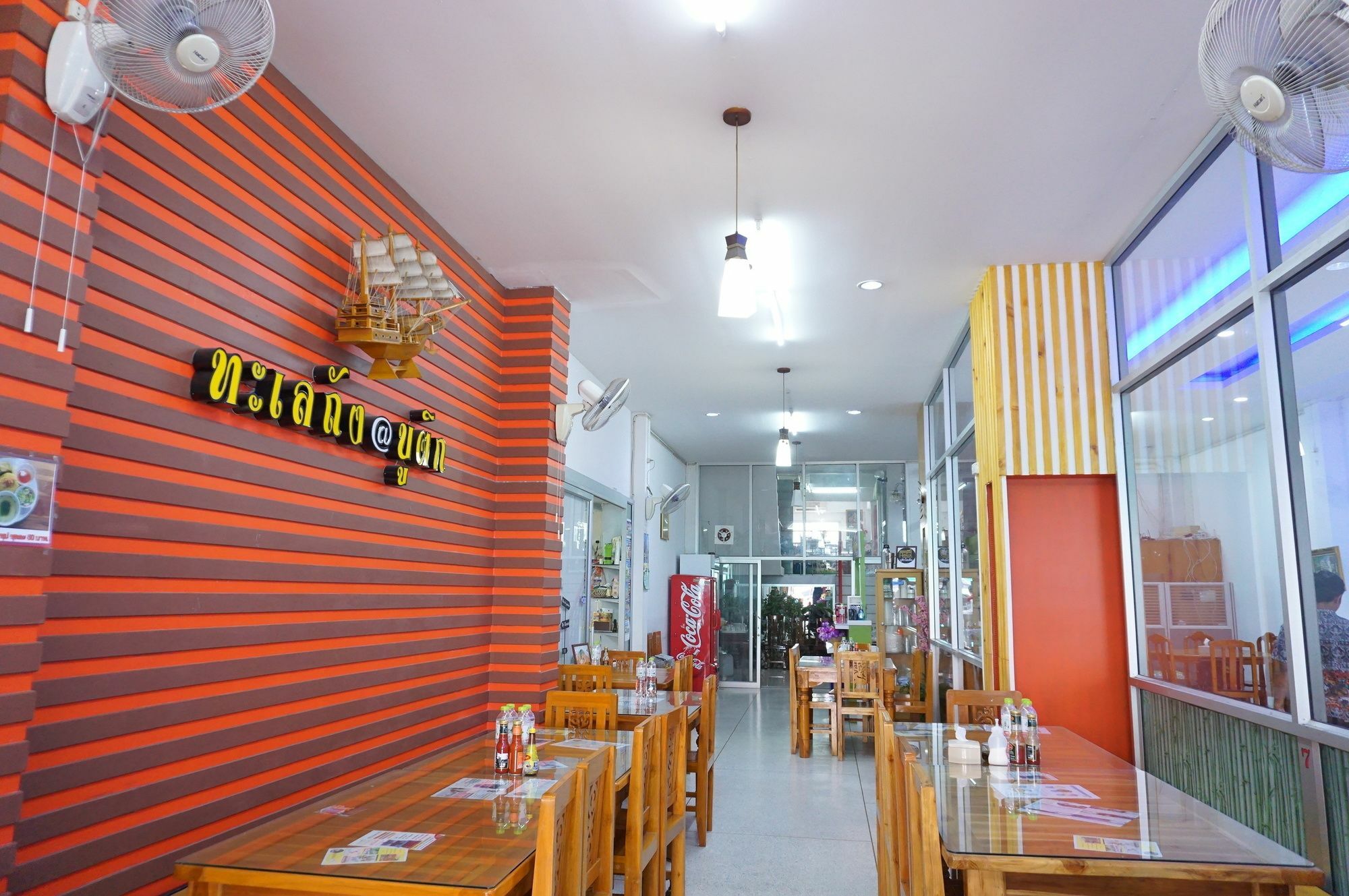 Ranong Boutique Hotel And Mall Bagian luar foto